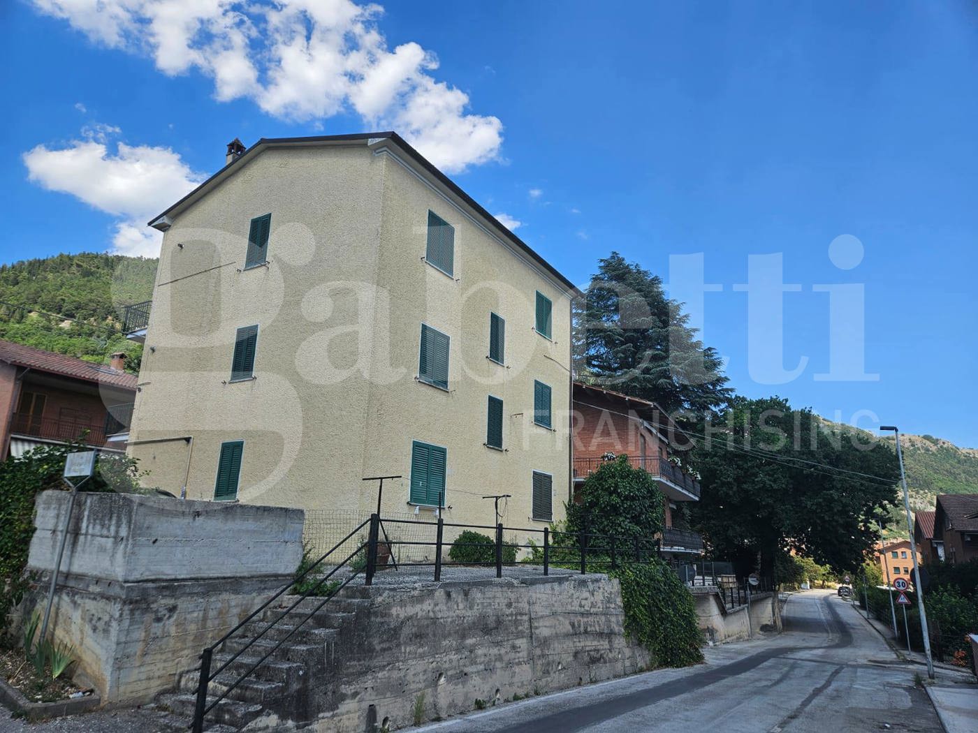 Trilocale in vendita a Gubbio