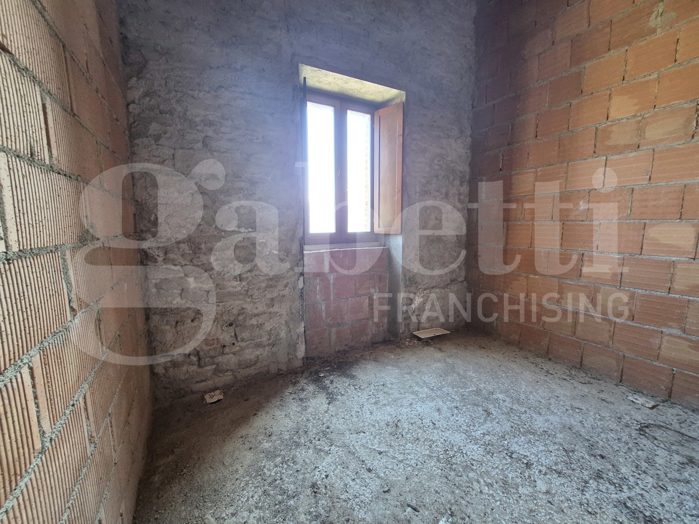 Quadrilocale in vendita a Gubbio