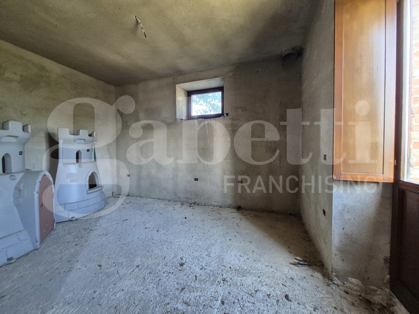 Quadrilocale in vendita a Gubbio