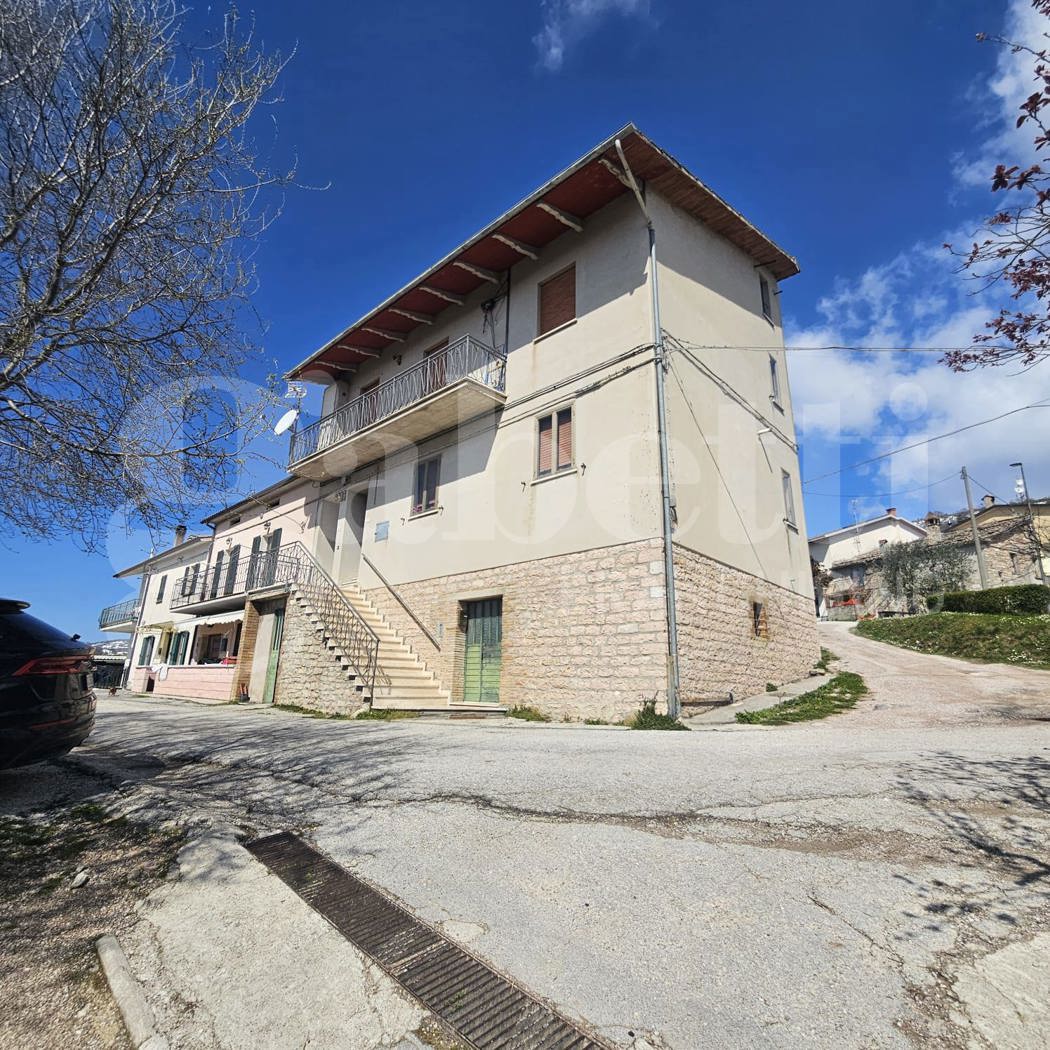 Quadrilocale da ristrutturare a Gubbio