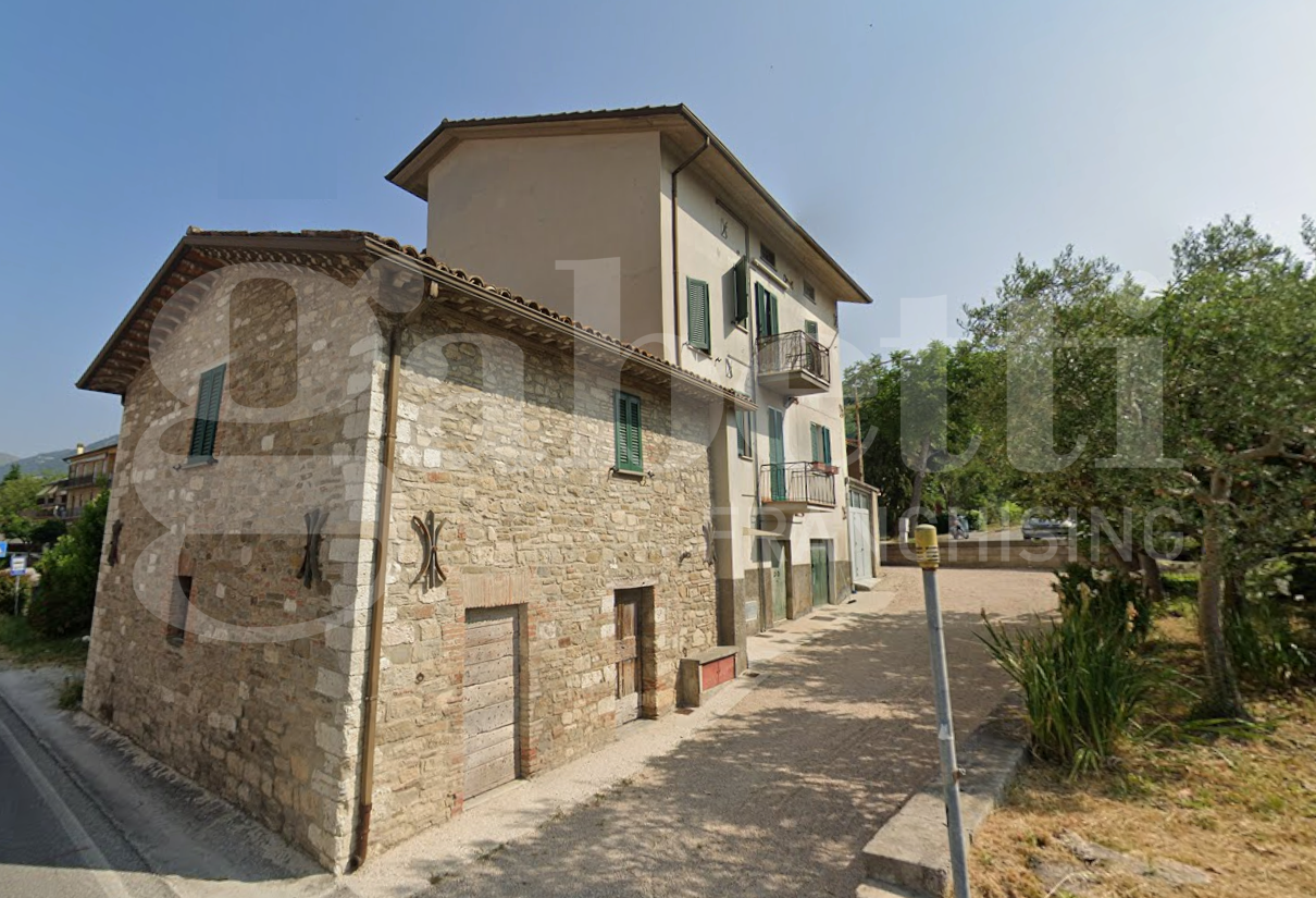 Quadrilocale in vendita a Gubbio