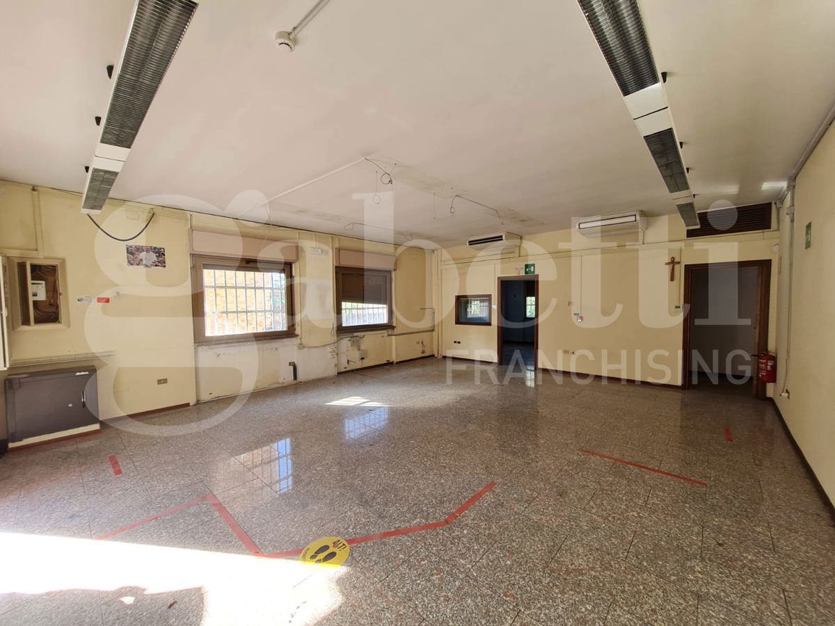 Ufficio da ristrutturare a Gubbio