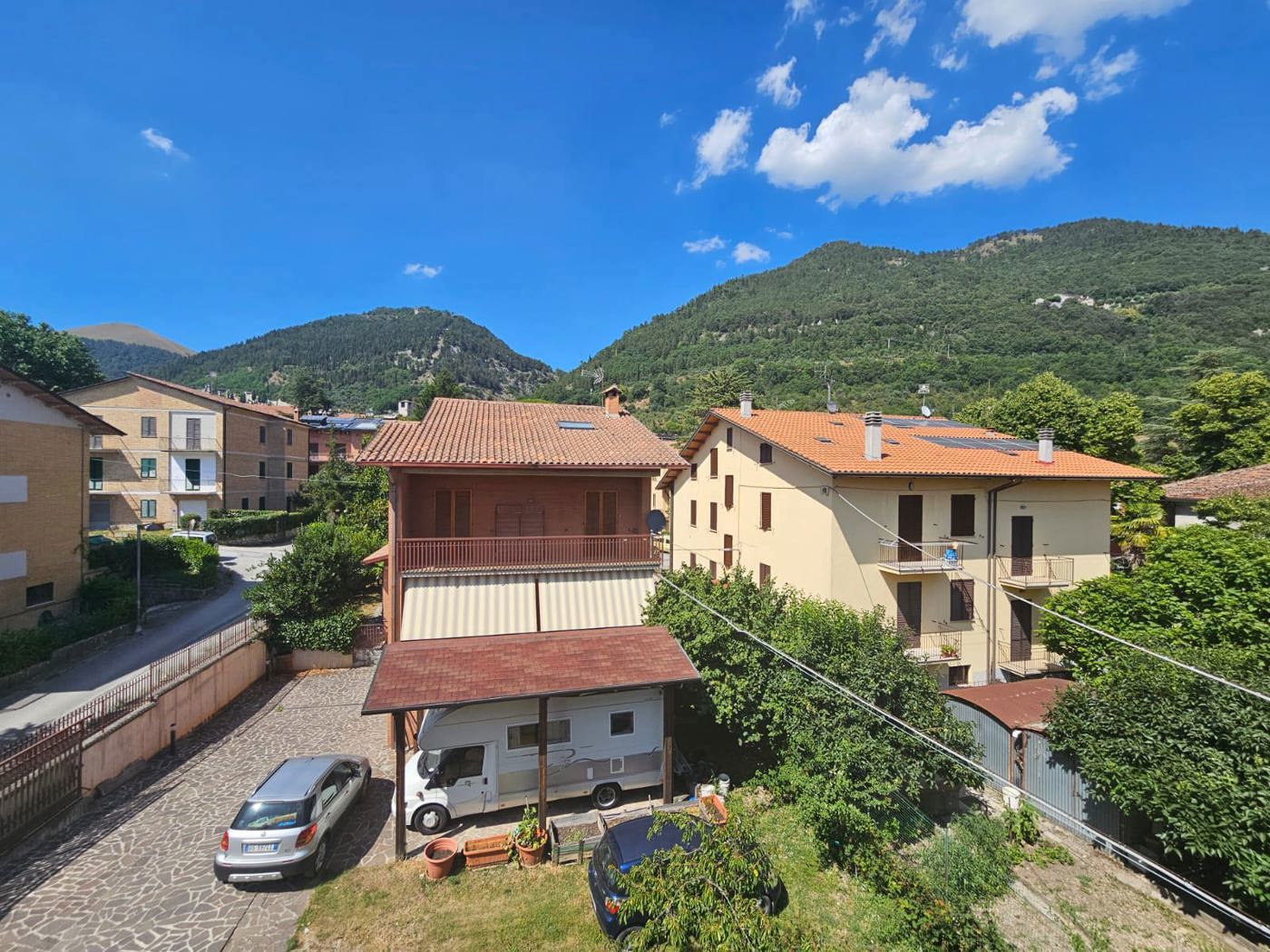 Trilocale da ristrutturare a Gubbio