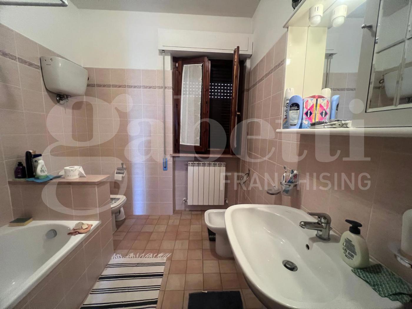 Casa indipendente in vendita a Pietralunga