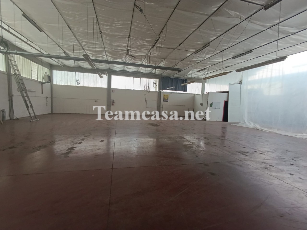 Capannone in affitto a Pesaro