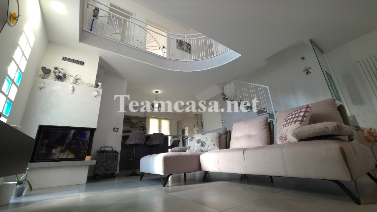 Villa in vendita a Pesaro