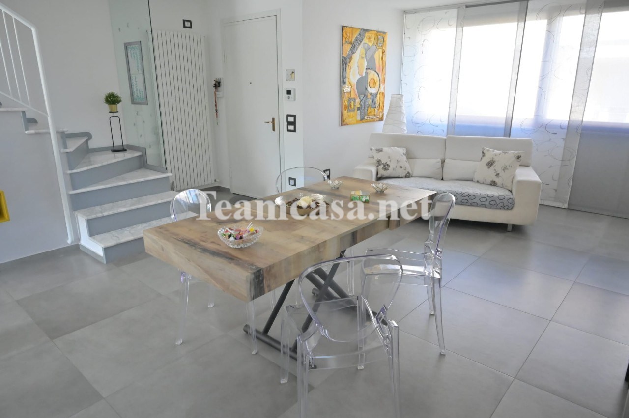 Villa in vendita a Pesaro