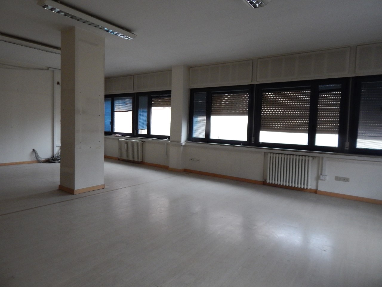 Ufficio con terrazzo a Pesaro