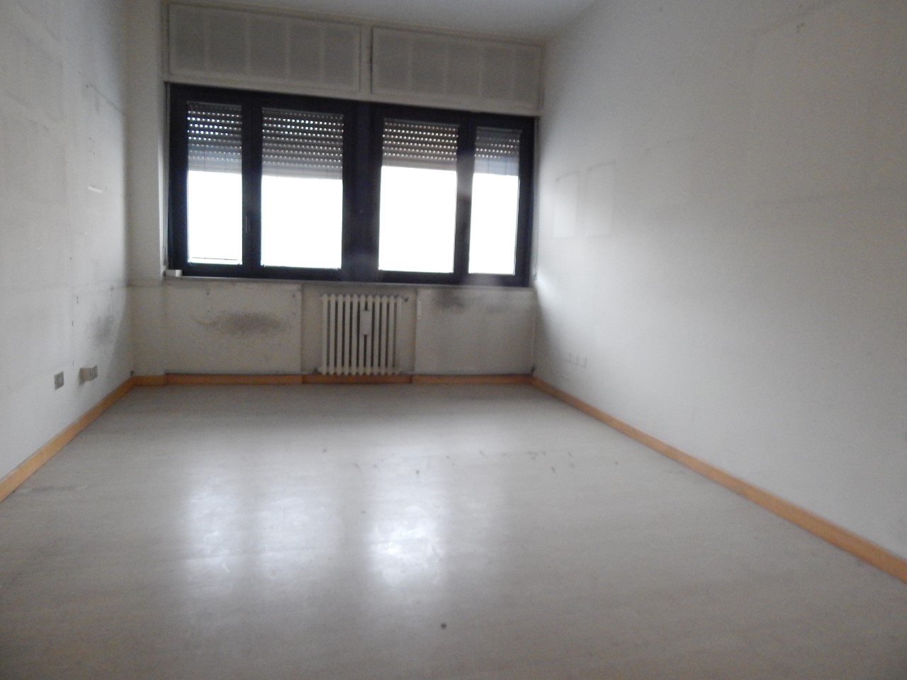 Ufficio con terrazzo a Pesaro