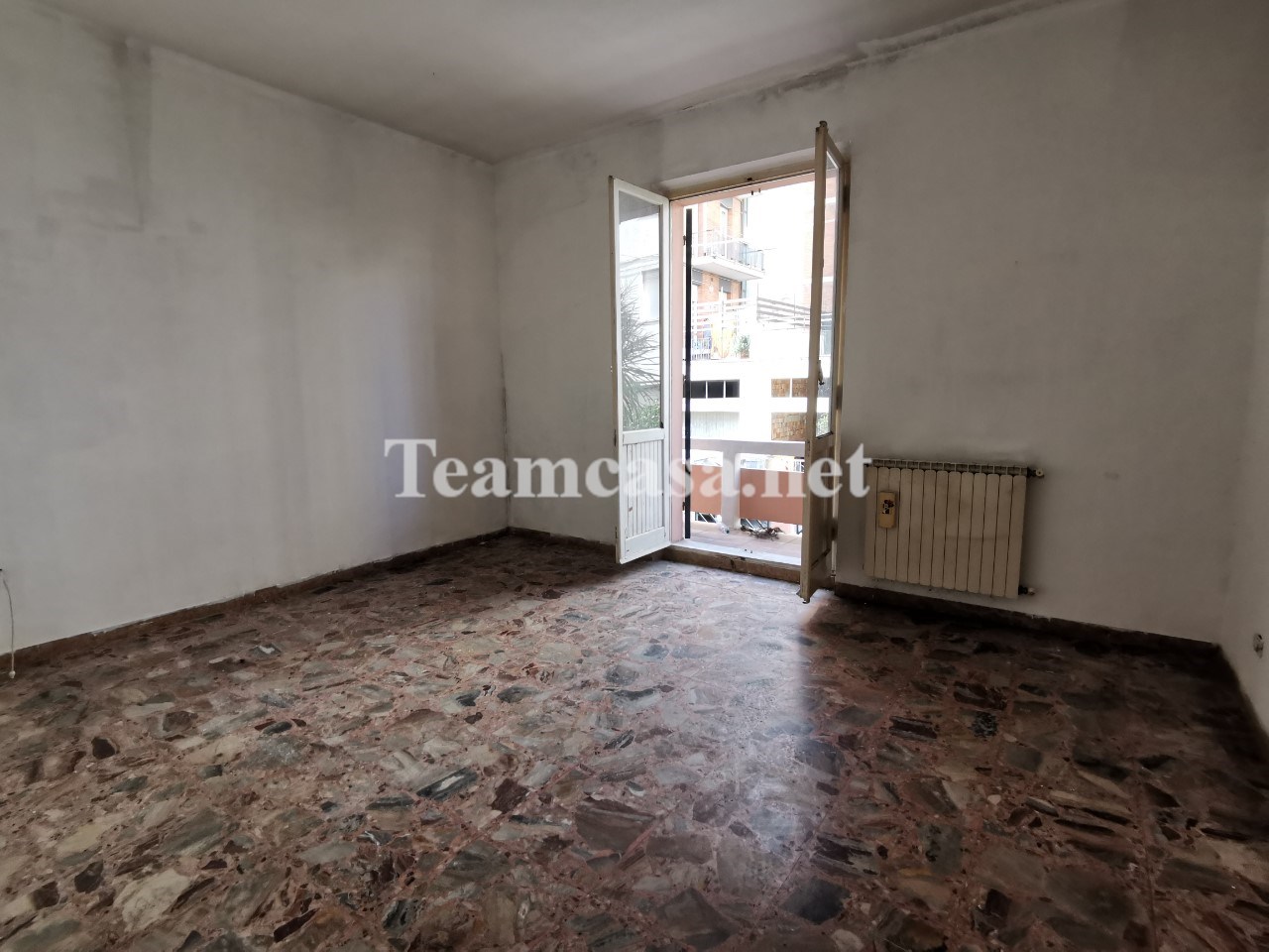 Quadrilocale con giardino a Pesaro