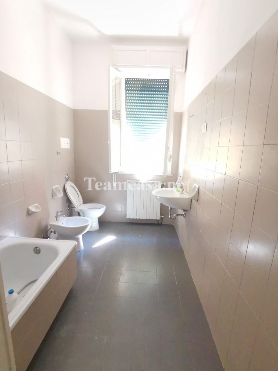 Quadrilocale con giardino a Pesaro