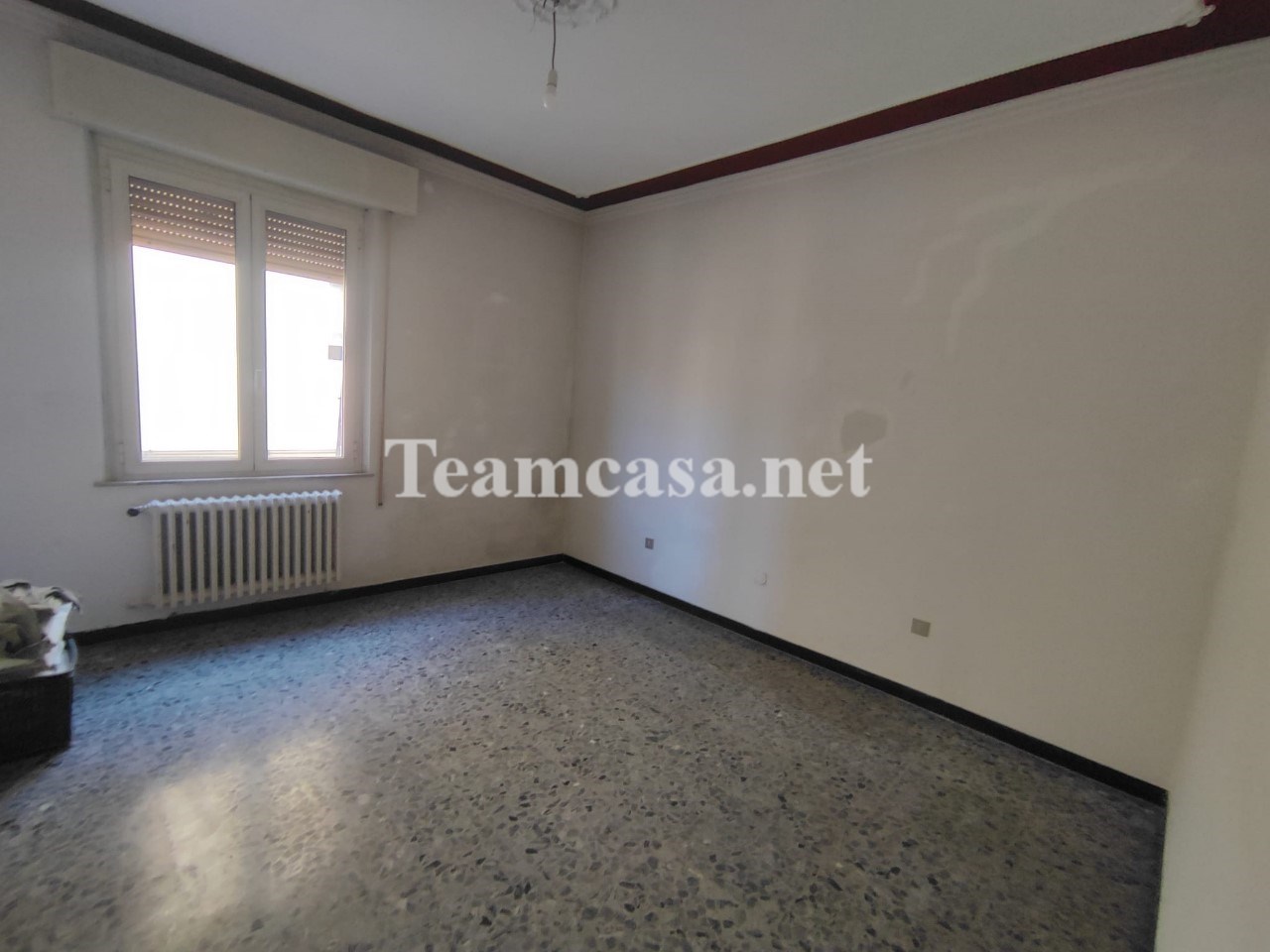 Quadrilocale con box a Pesaro