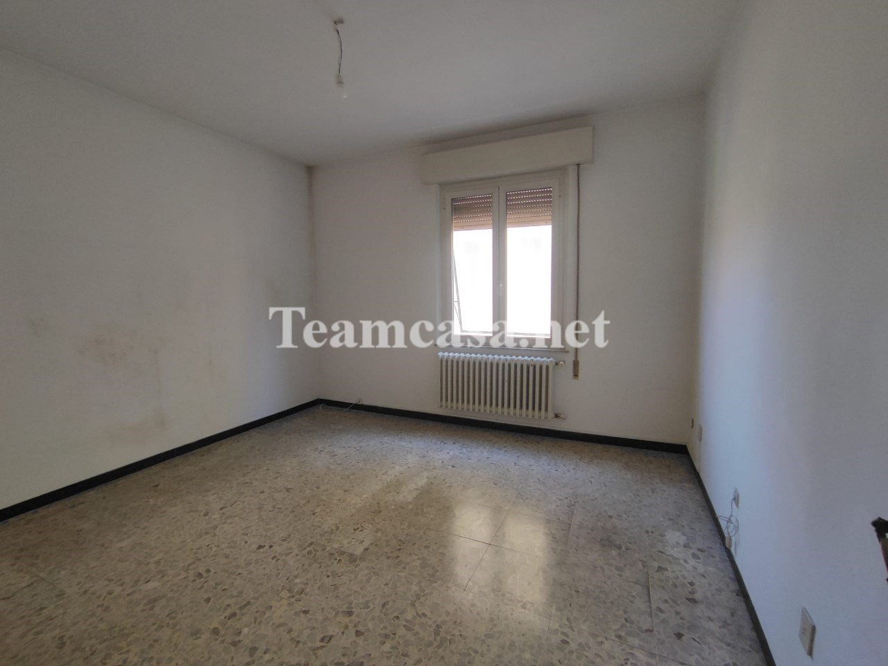 Quadrilocale con box a Pesaro