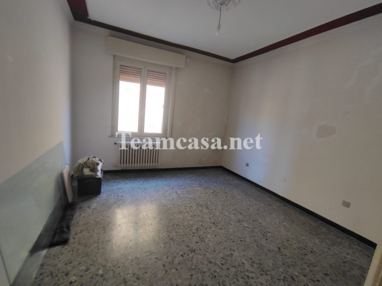 Quadrilocale con box a Pesaro