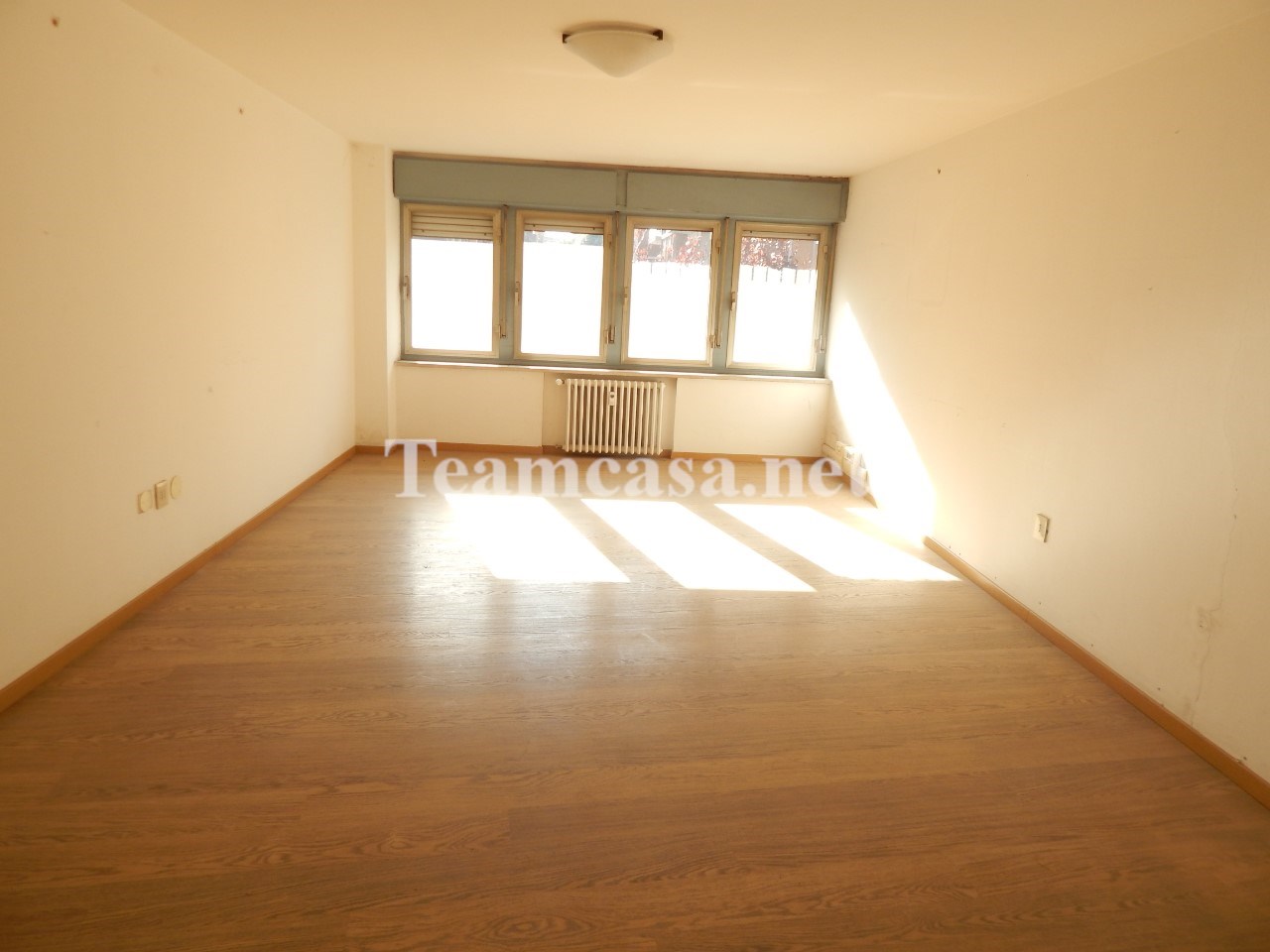 Ufficio in affitto a Pesaro