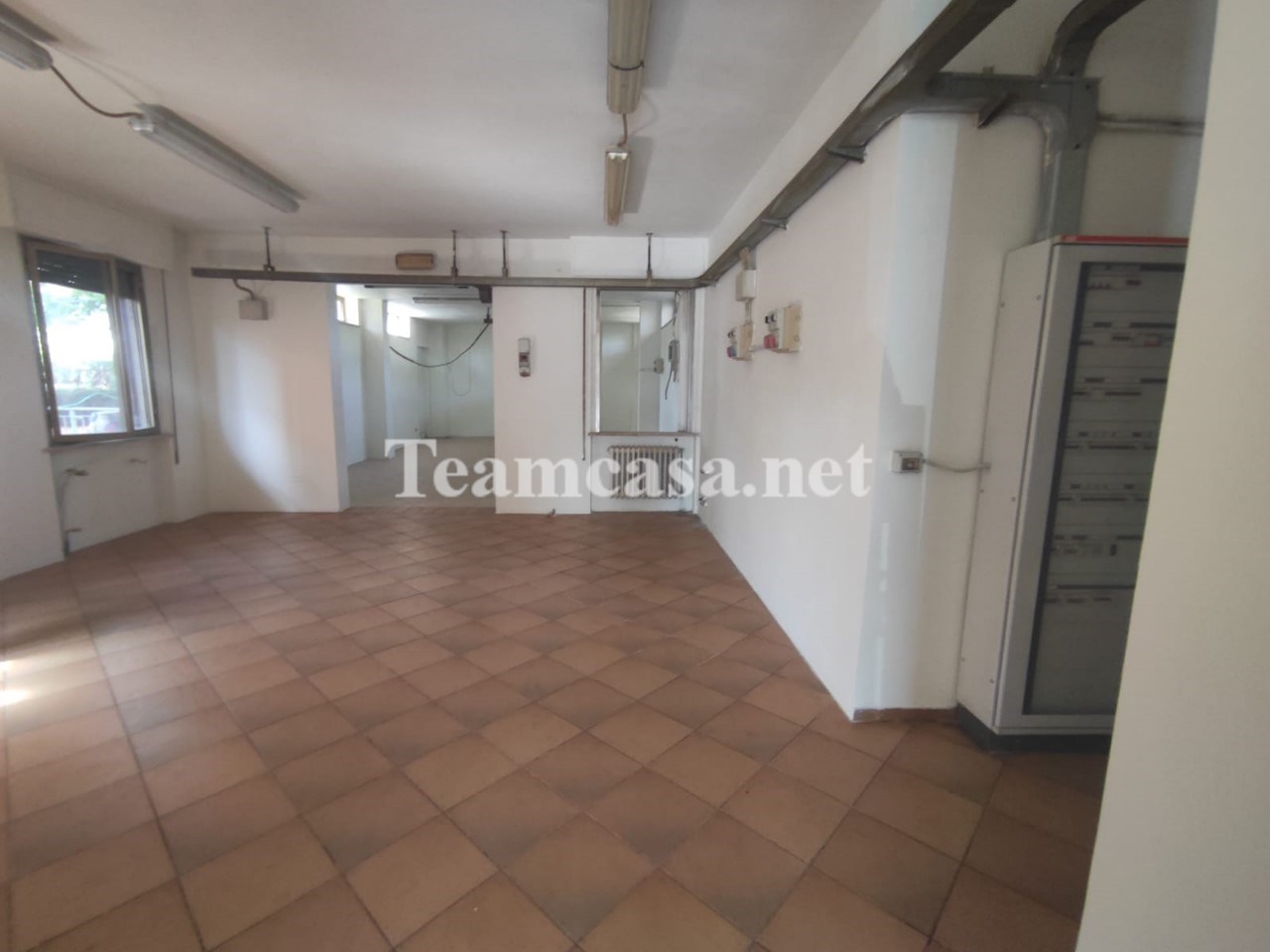 Negozio in affitto a Pesaro