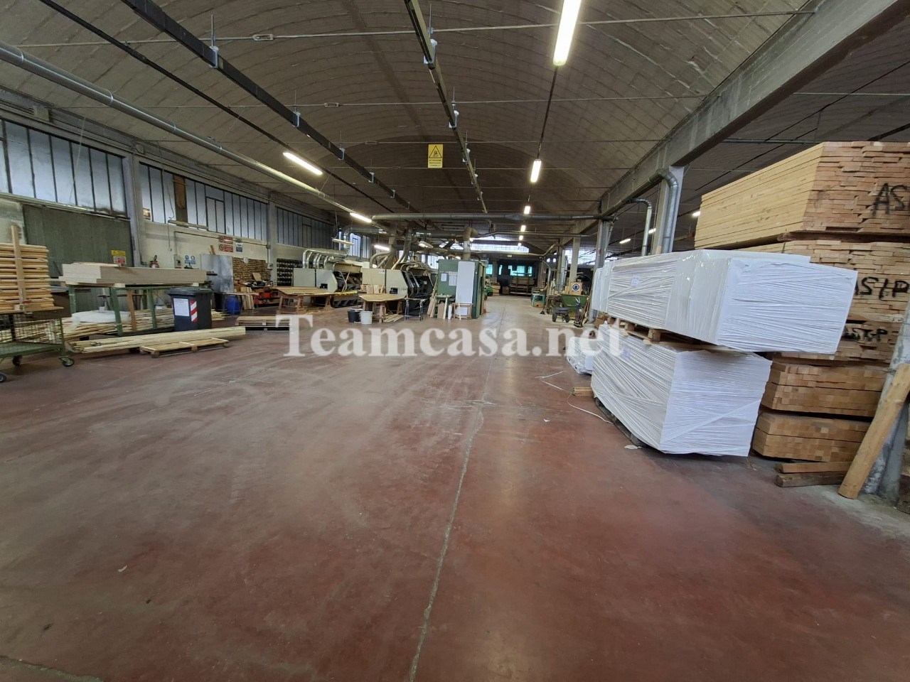 Capannone in affitto a Pesaro