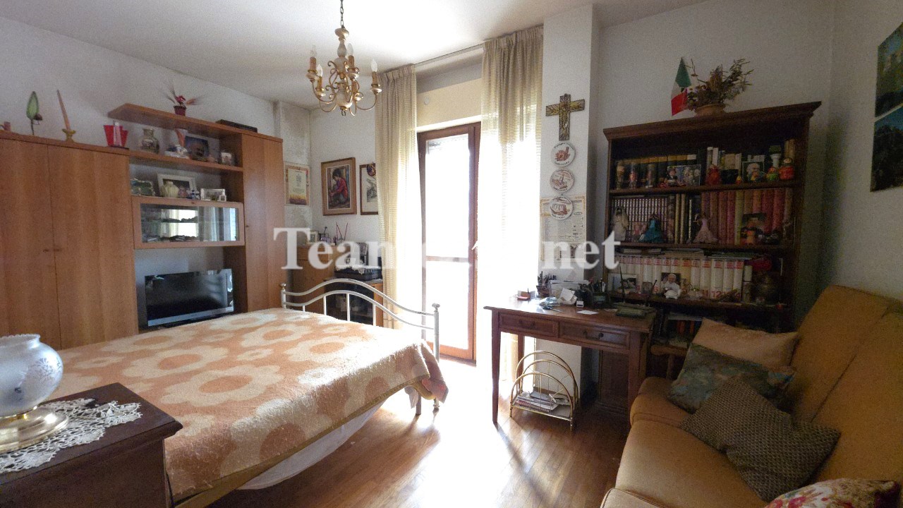 Quadrilocale con giardino a Pesaro