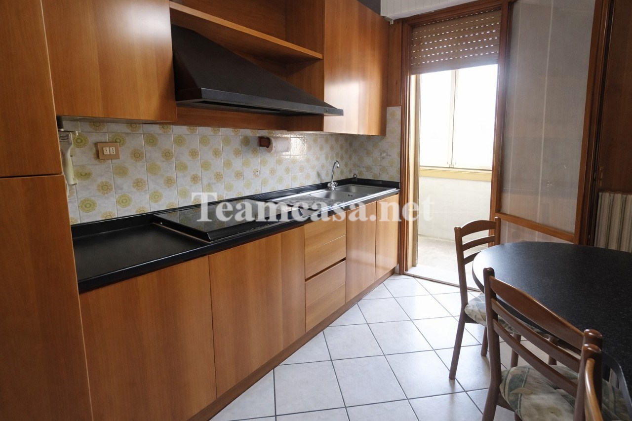 Trilocale con terrazzo a Pesaro