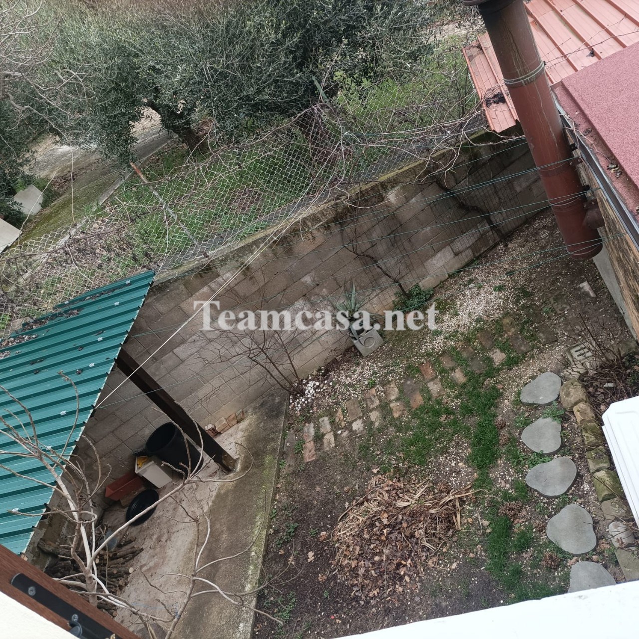 Casa indipendente con giardino a Mombaroccio