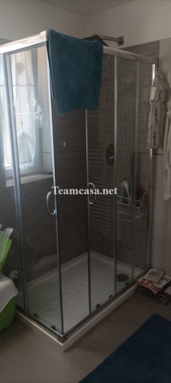 Casa indipendente con giardino a Mombaroccio