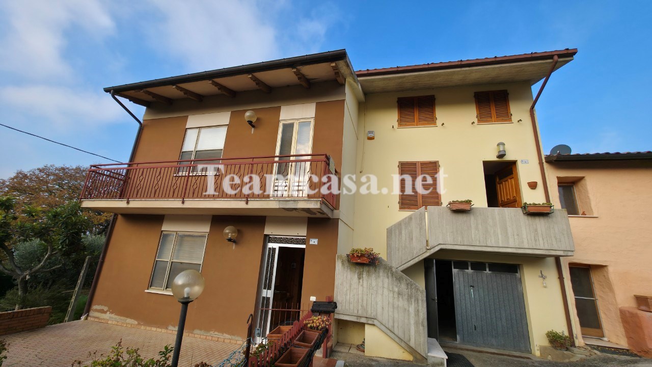 Villa in vendita a Mombaroccio