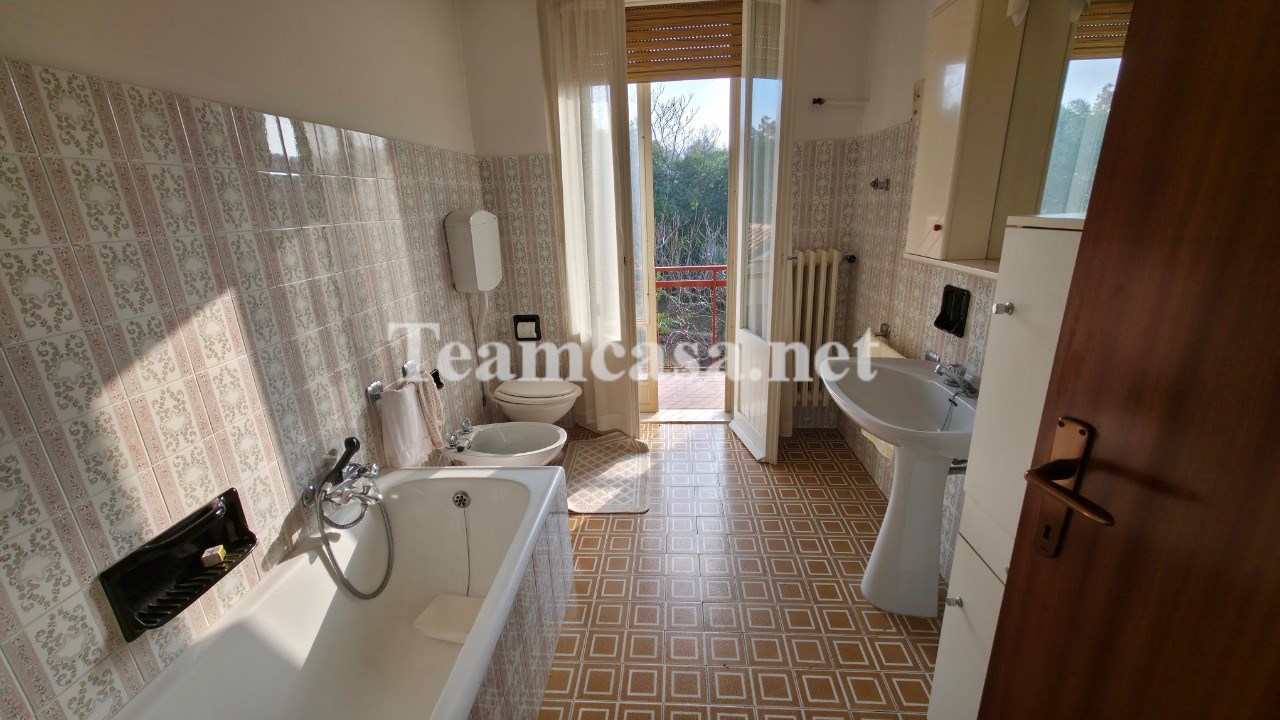 Villa in vendita a Mombaroccio