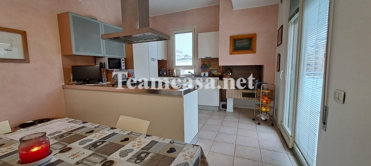 Trilocale con box a Pesaro