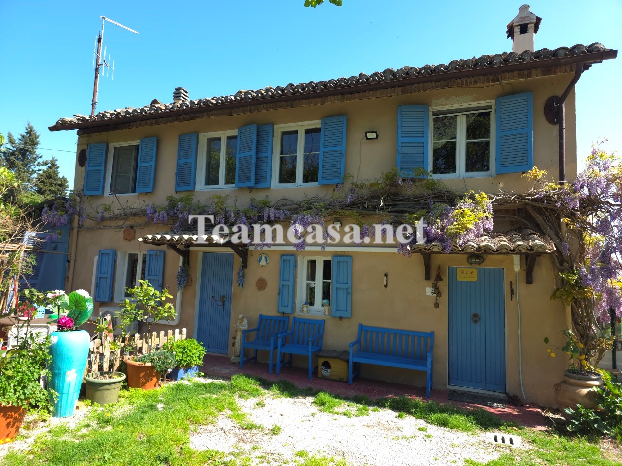 Casa indipendente con giardino a Pesaro