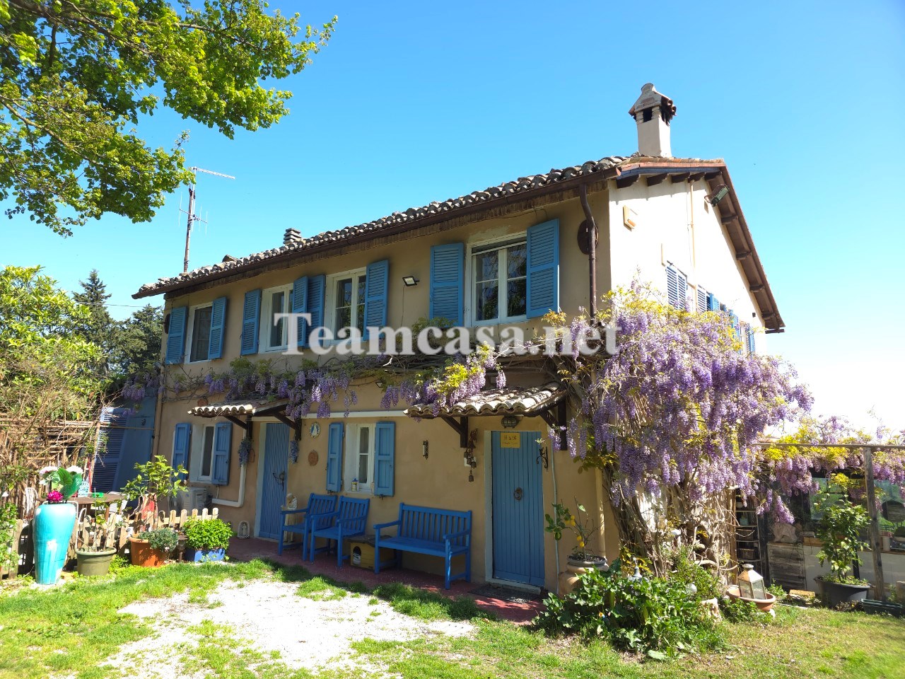 Casa indipendente con giardino a Pesaro