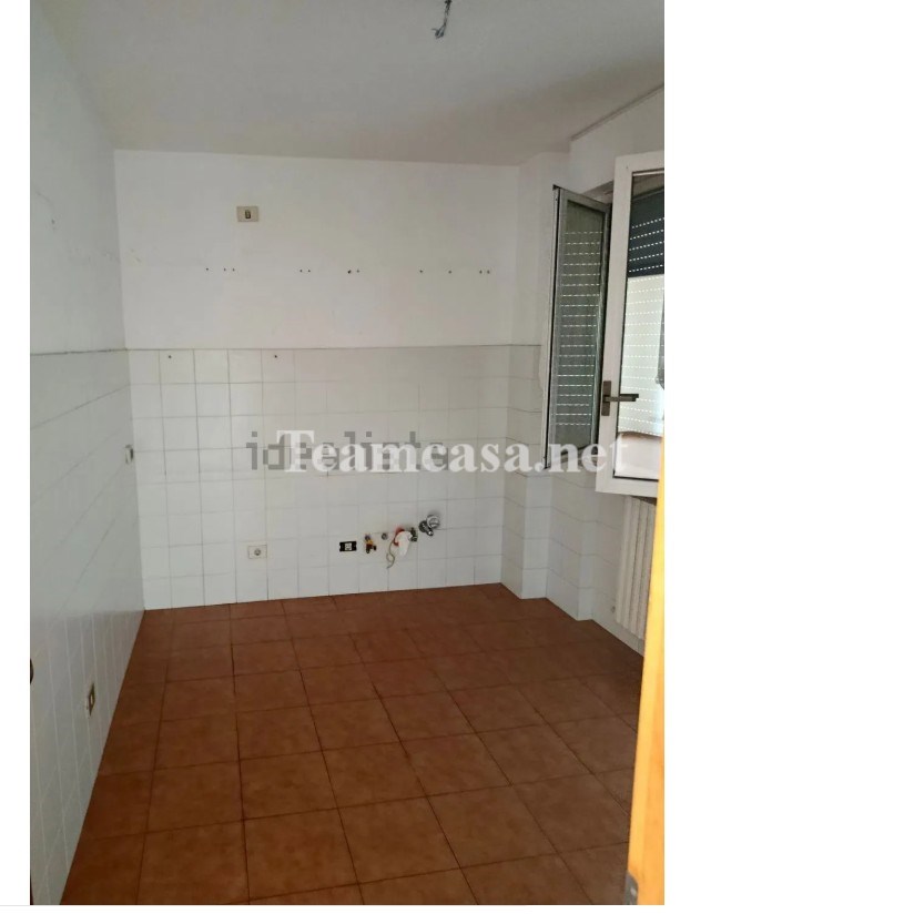 Trilocale con terrazzo a Pesaro