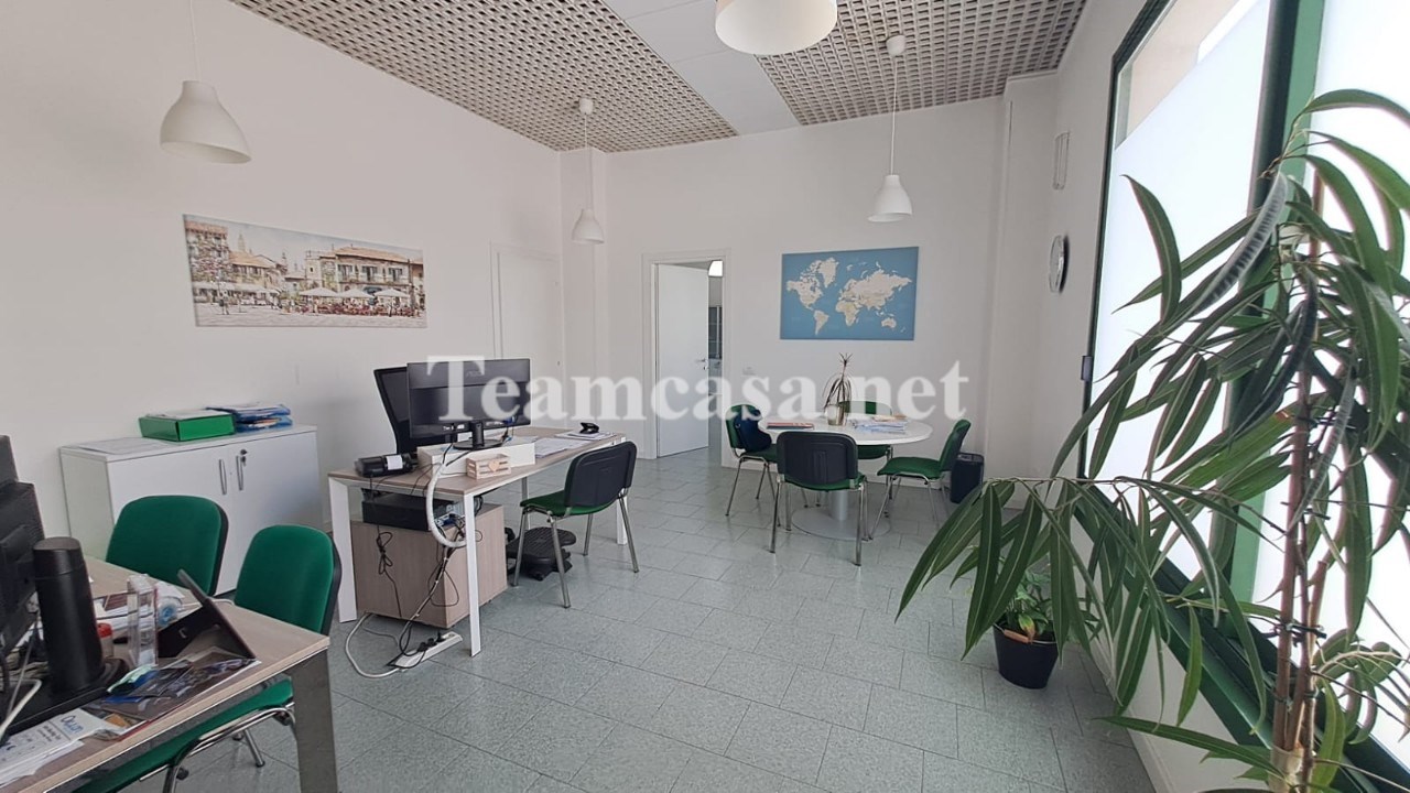 Ufficio in affitto a Pesaro