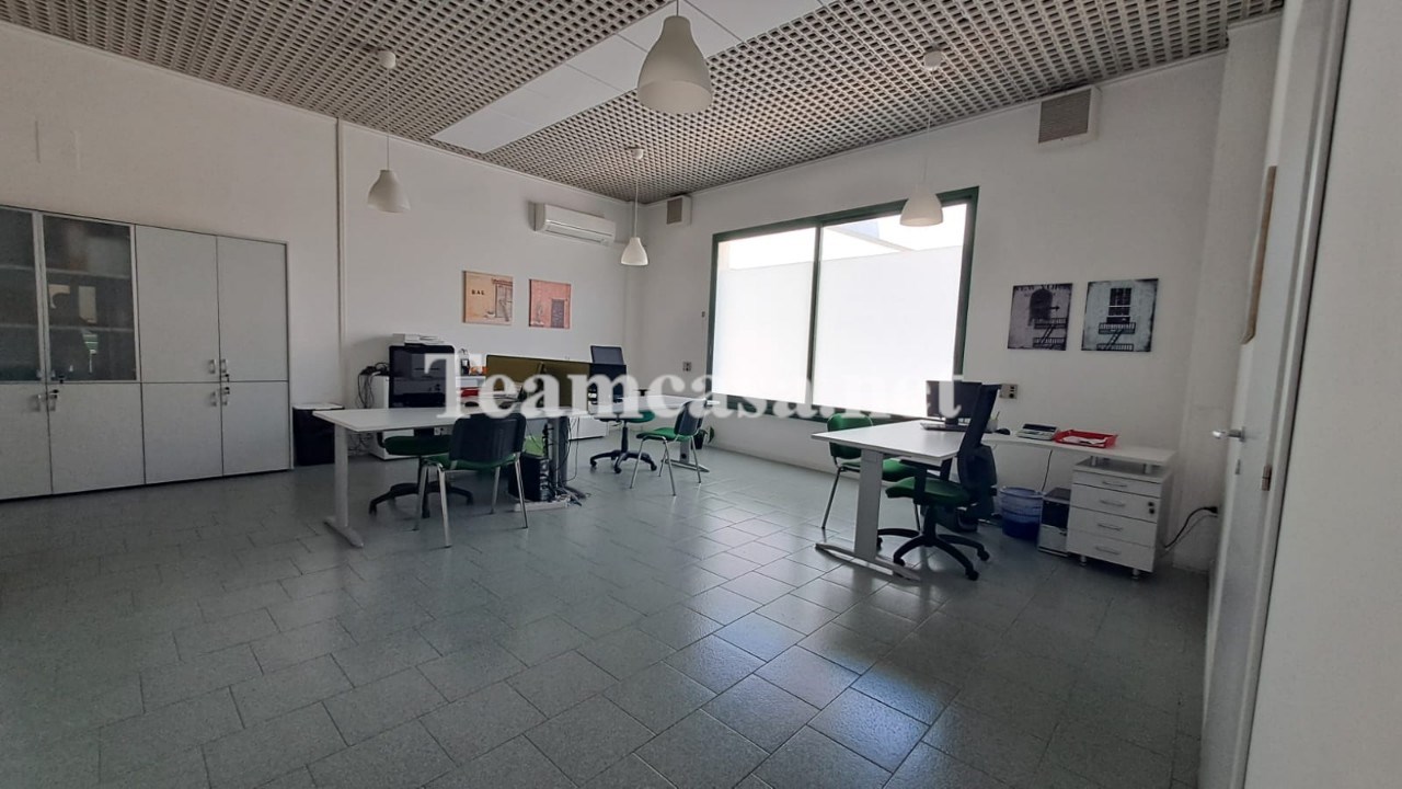 Ufficio in affitto a Pesaro
