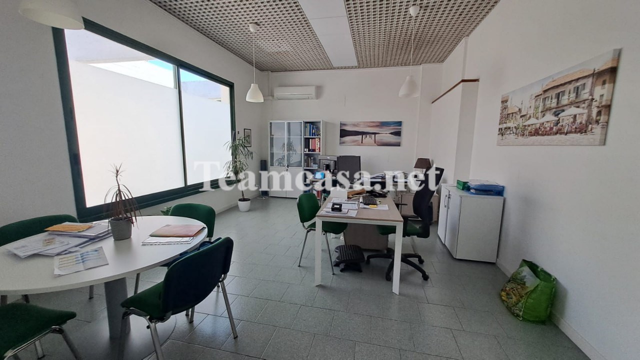 Ufficio in affitto a Pesaro