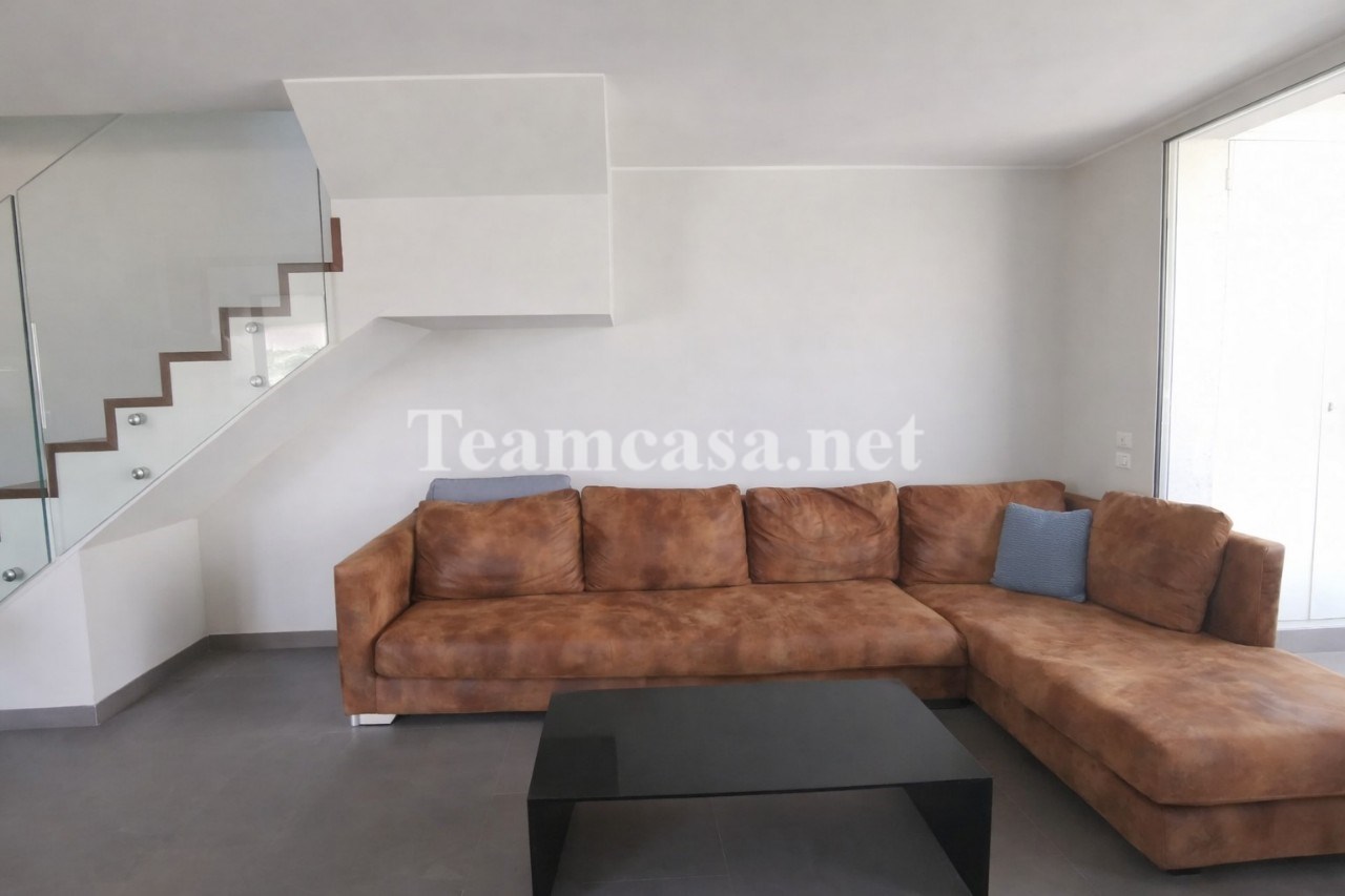 Bilocale con terrazzo a Pesaro