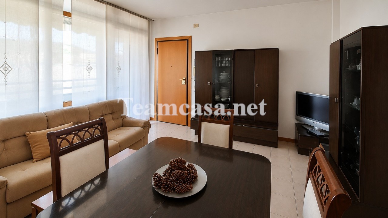 Trilocale con terrazzo a Pesaro