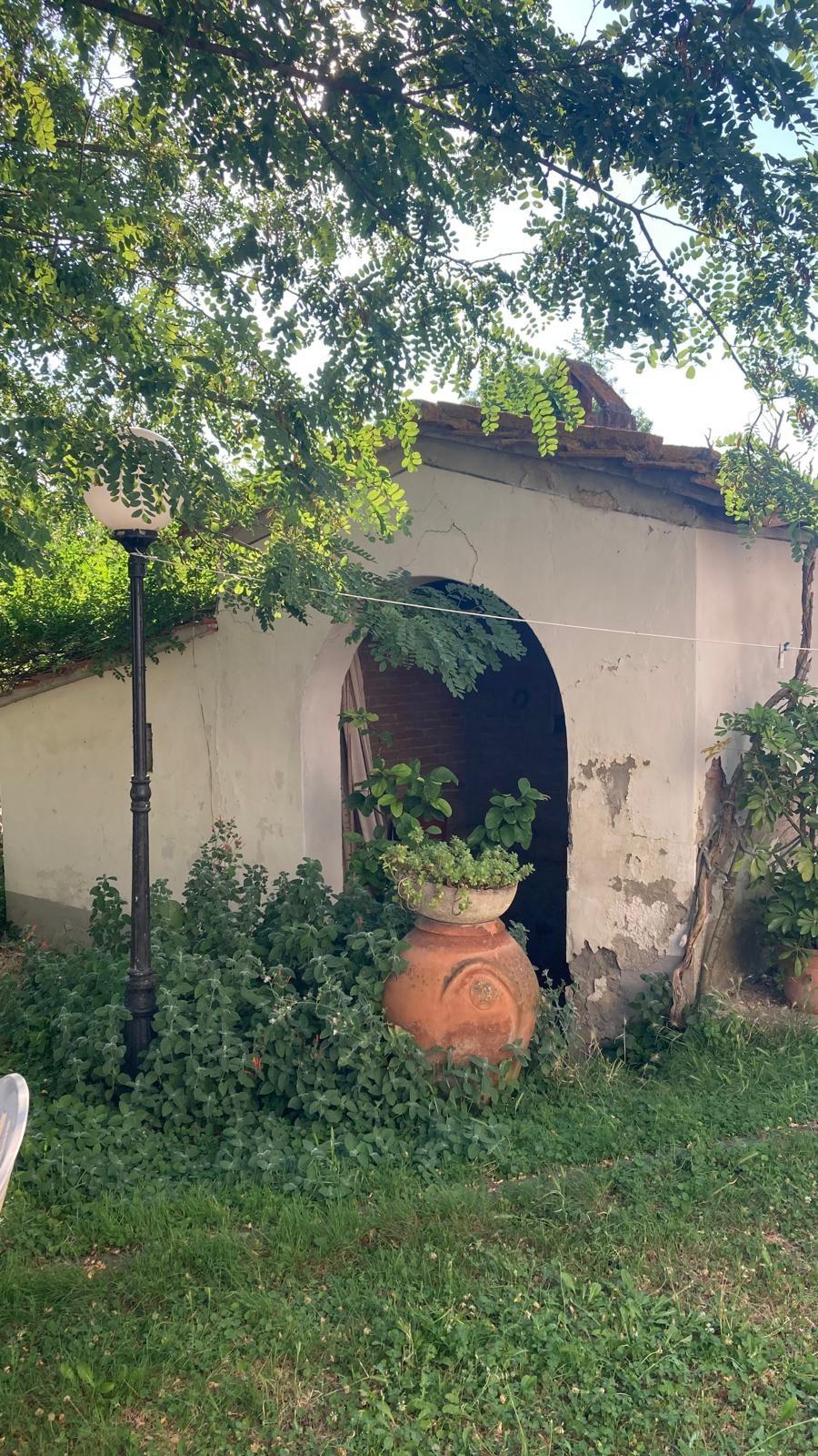 Rustico con giardino a Peccioli