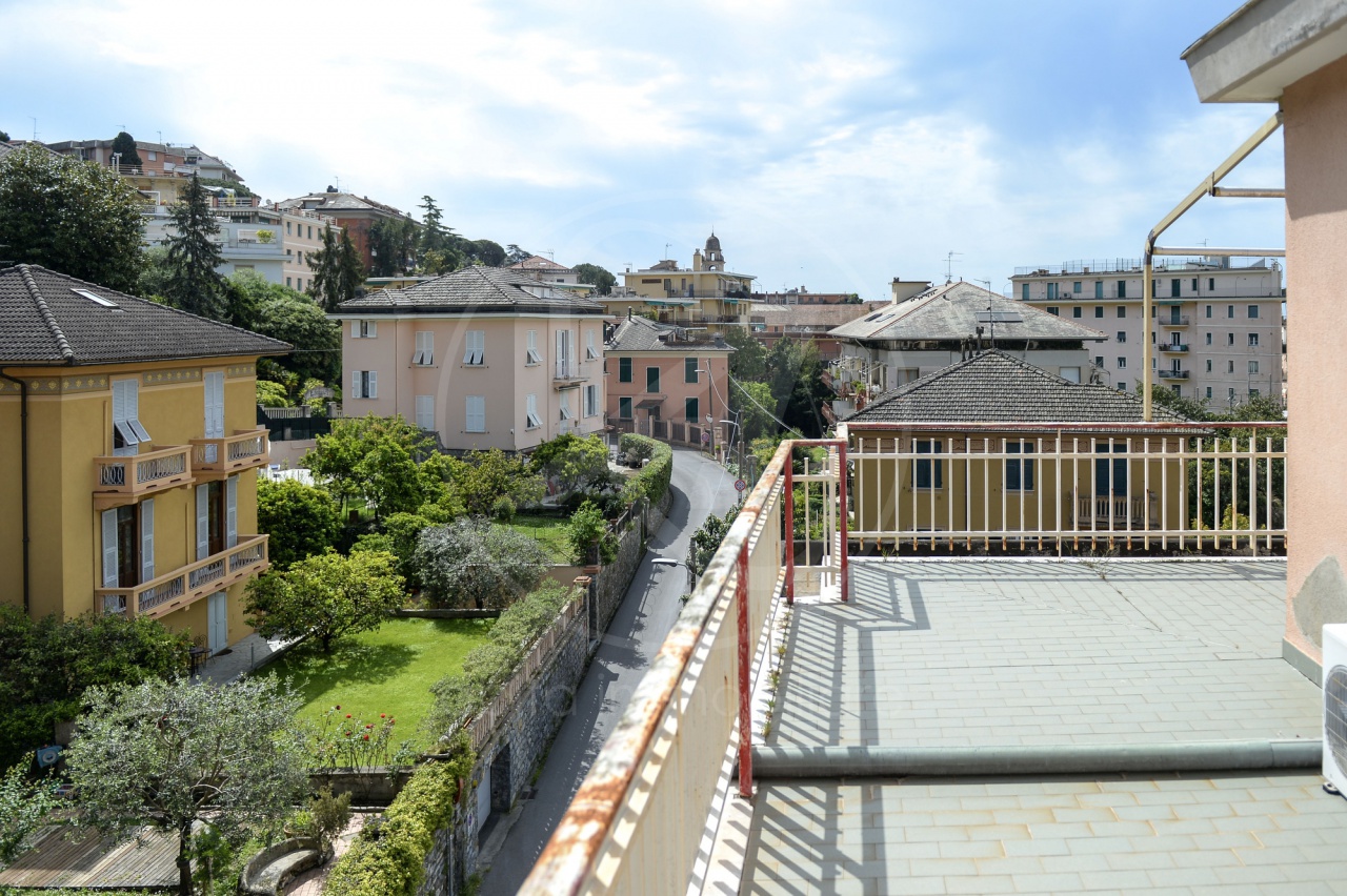 Appartamento arredato in affitto in via maggiocco, Rapallo