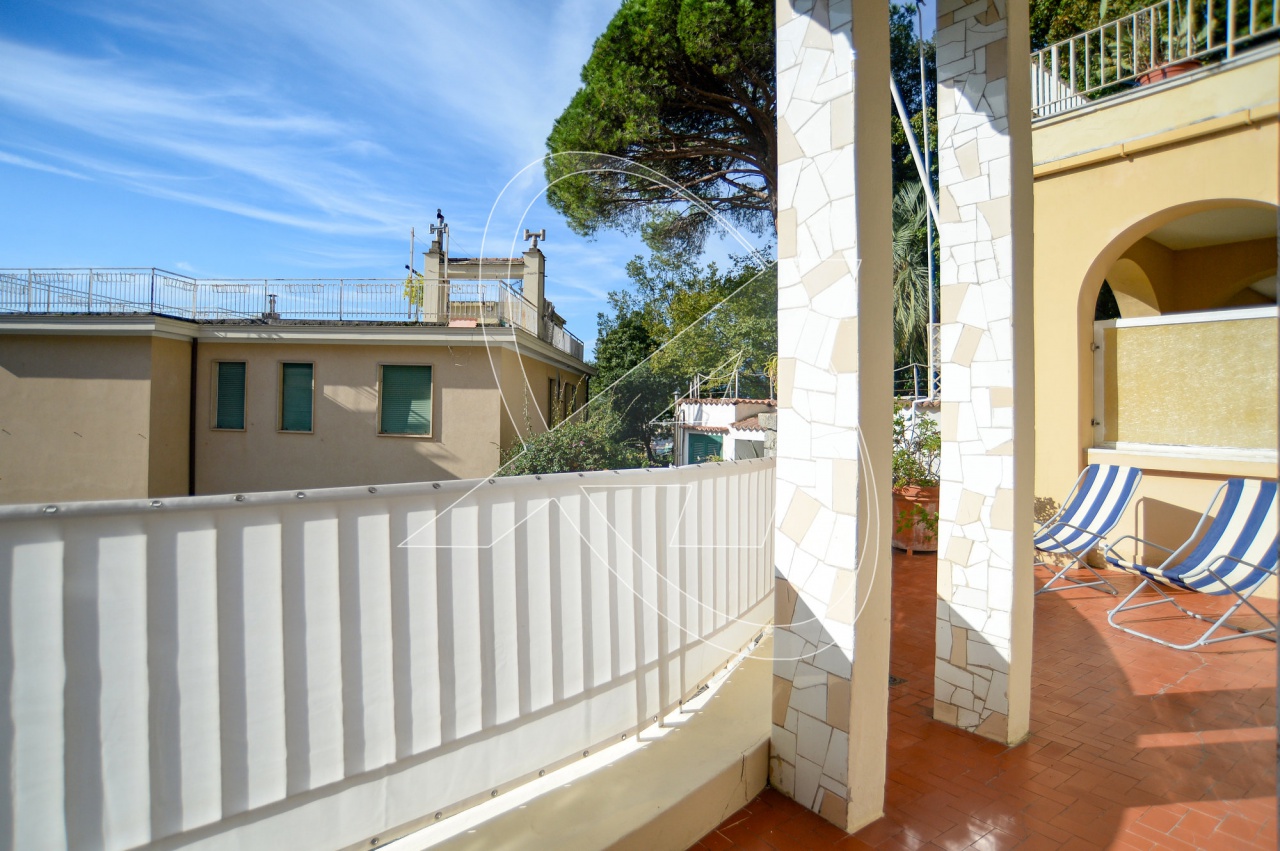 Appartamento arredato in affitto in via parco casana, Rapallo