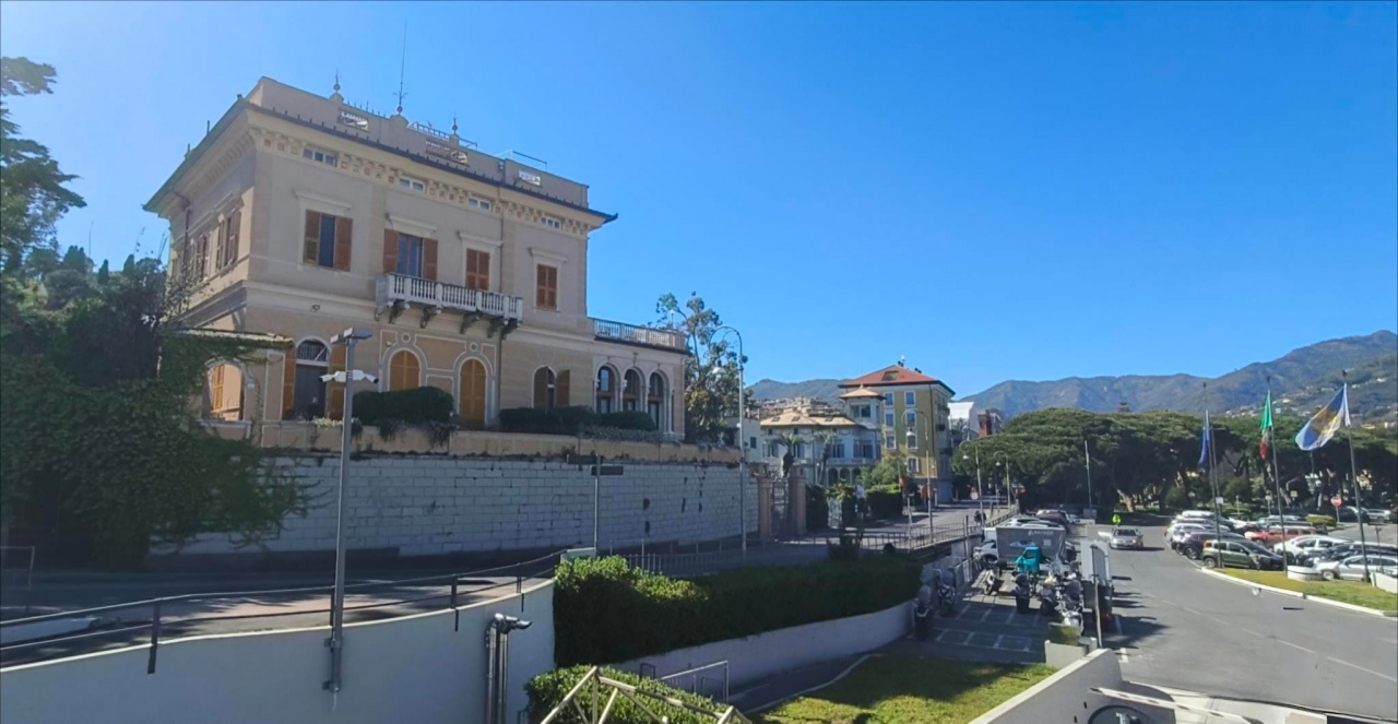 Laboratorio da ristrutturare a Rapallo