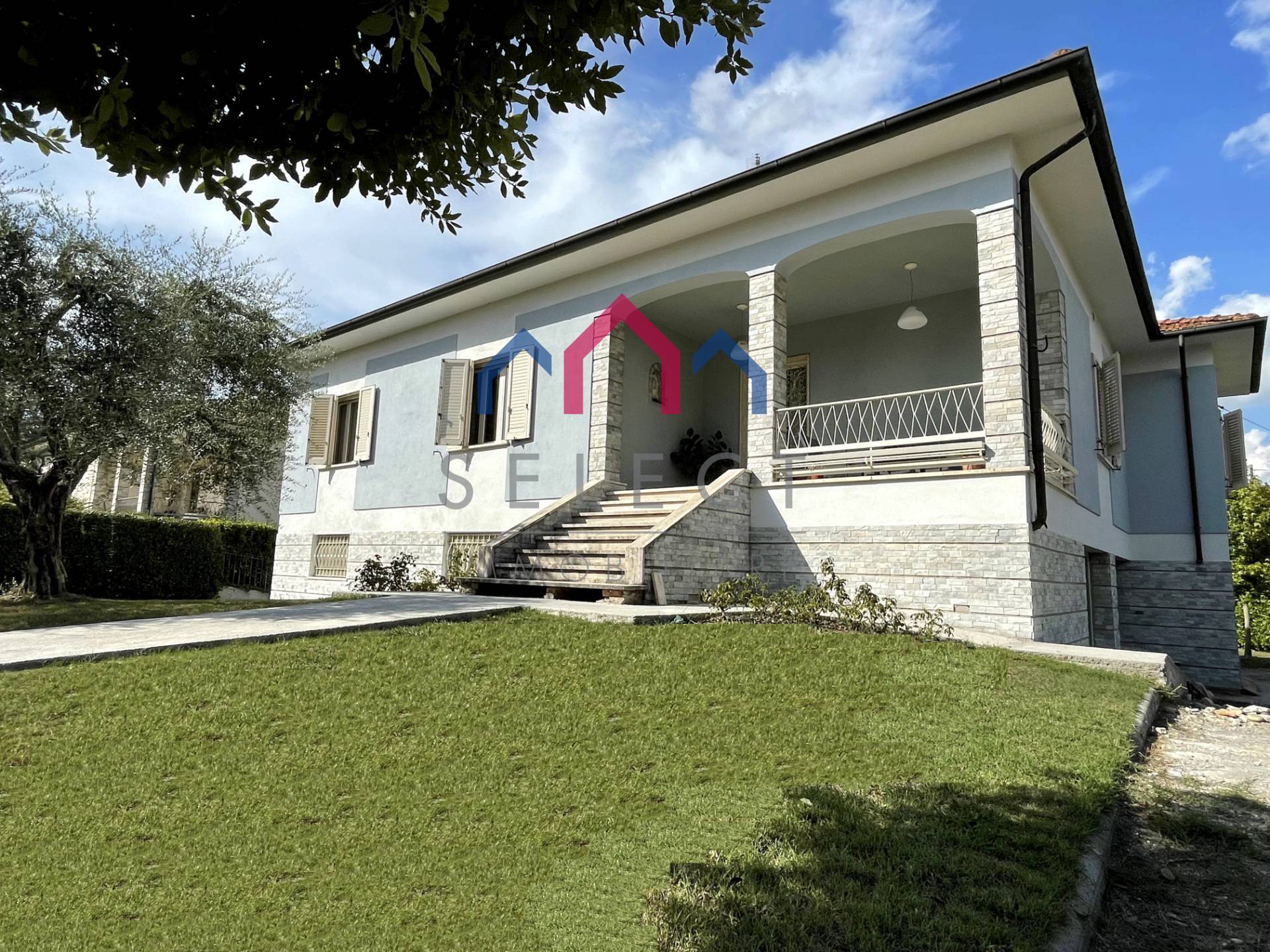 Villa in vendita a Lucca, MONTE SAN QUIRICO