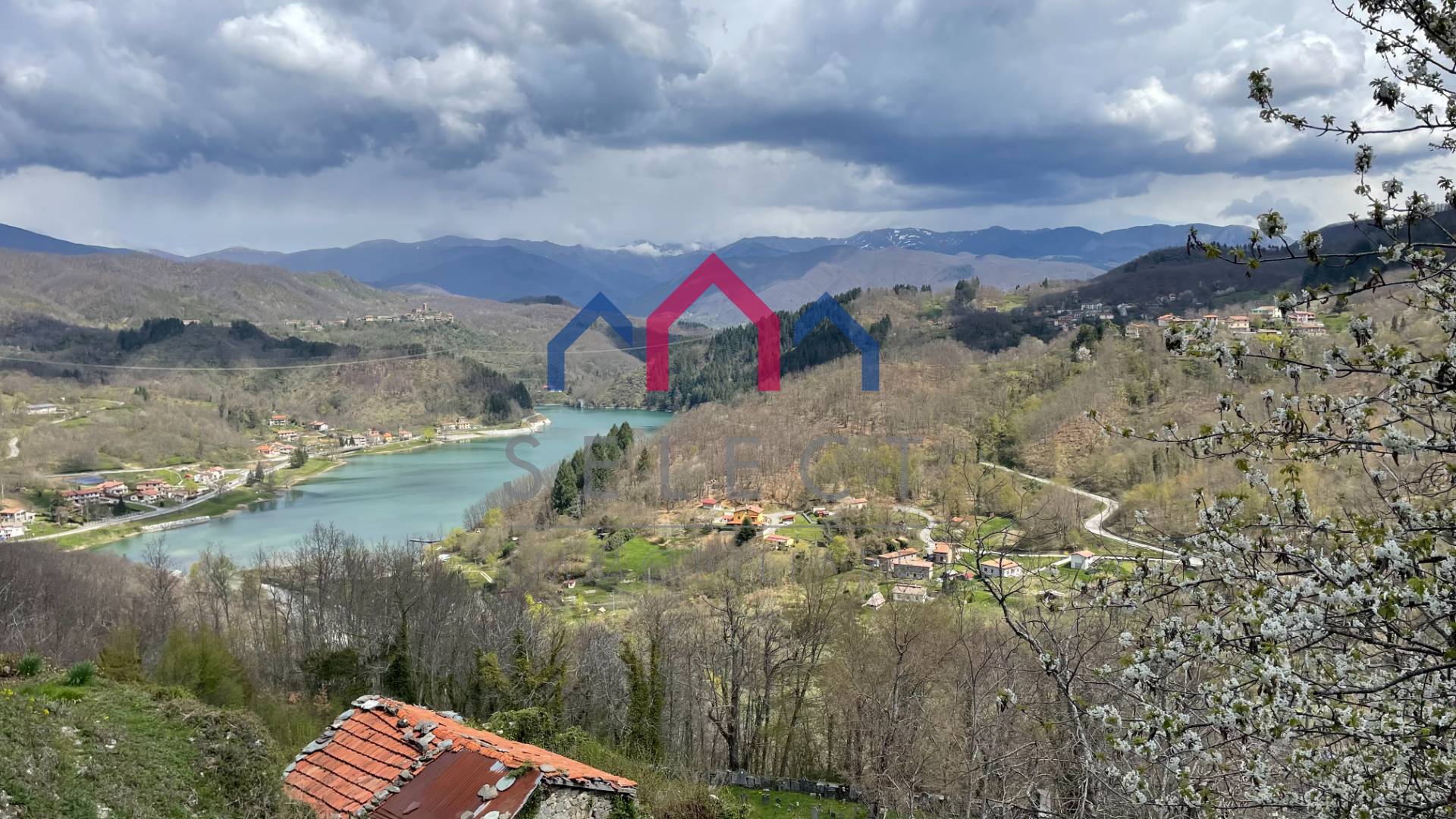 Rustico in vendita a Minucciano, Gorfigliano