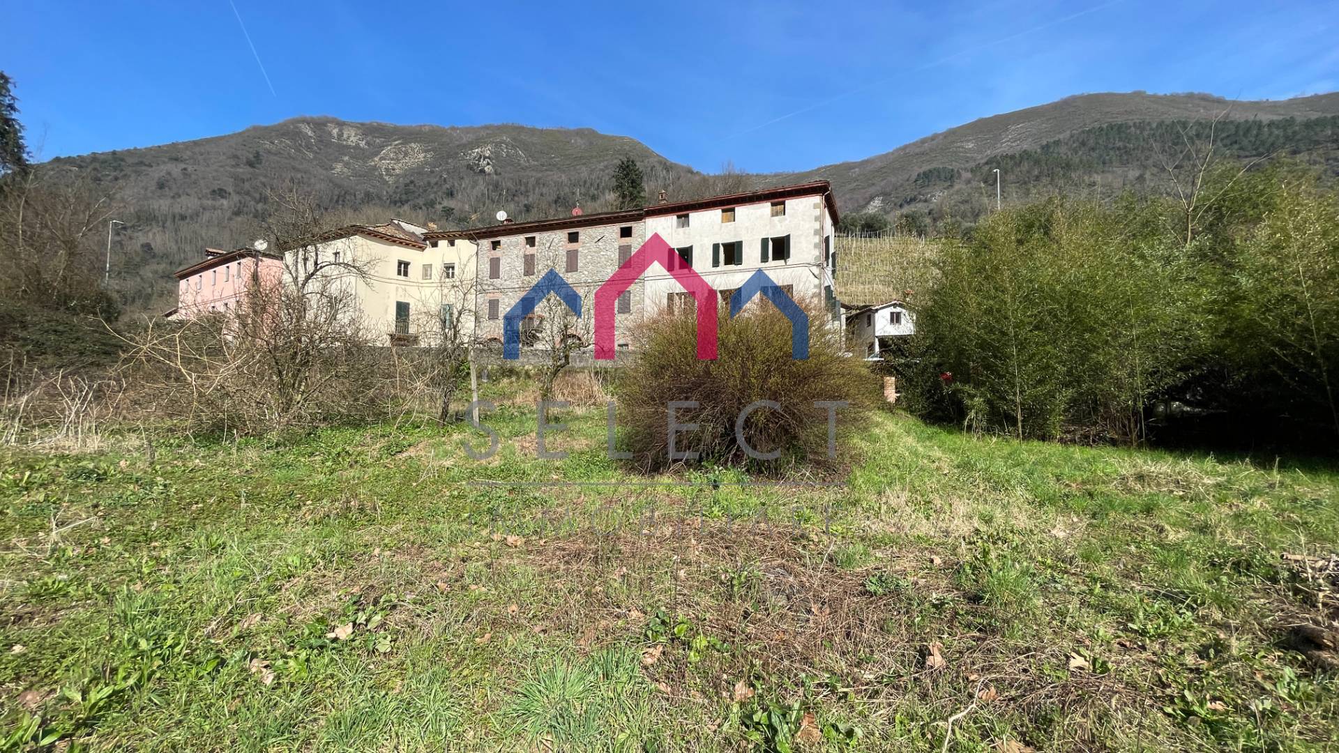 Terratetto in vendita a Borgo a Mozzano, Dezza
