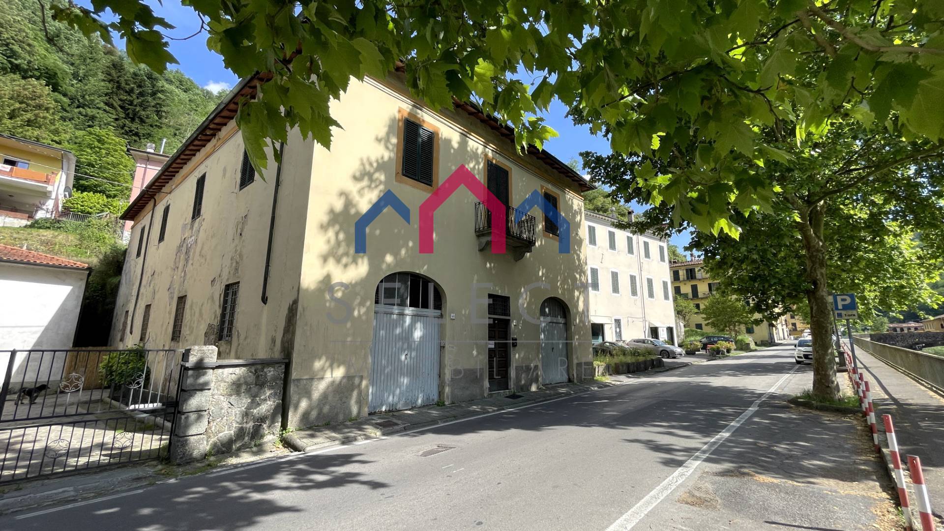 Palazzi in vendita a Bagni di Lucca, Ponte a Serraglio