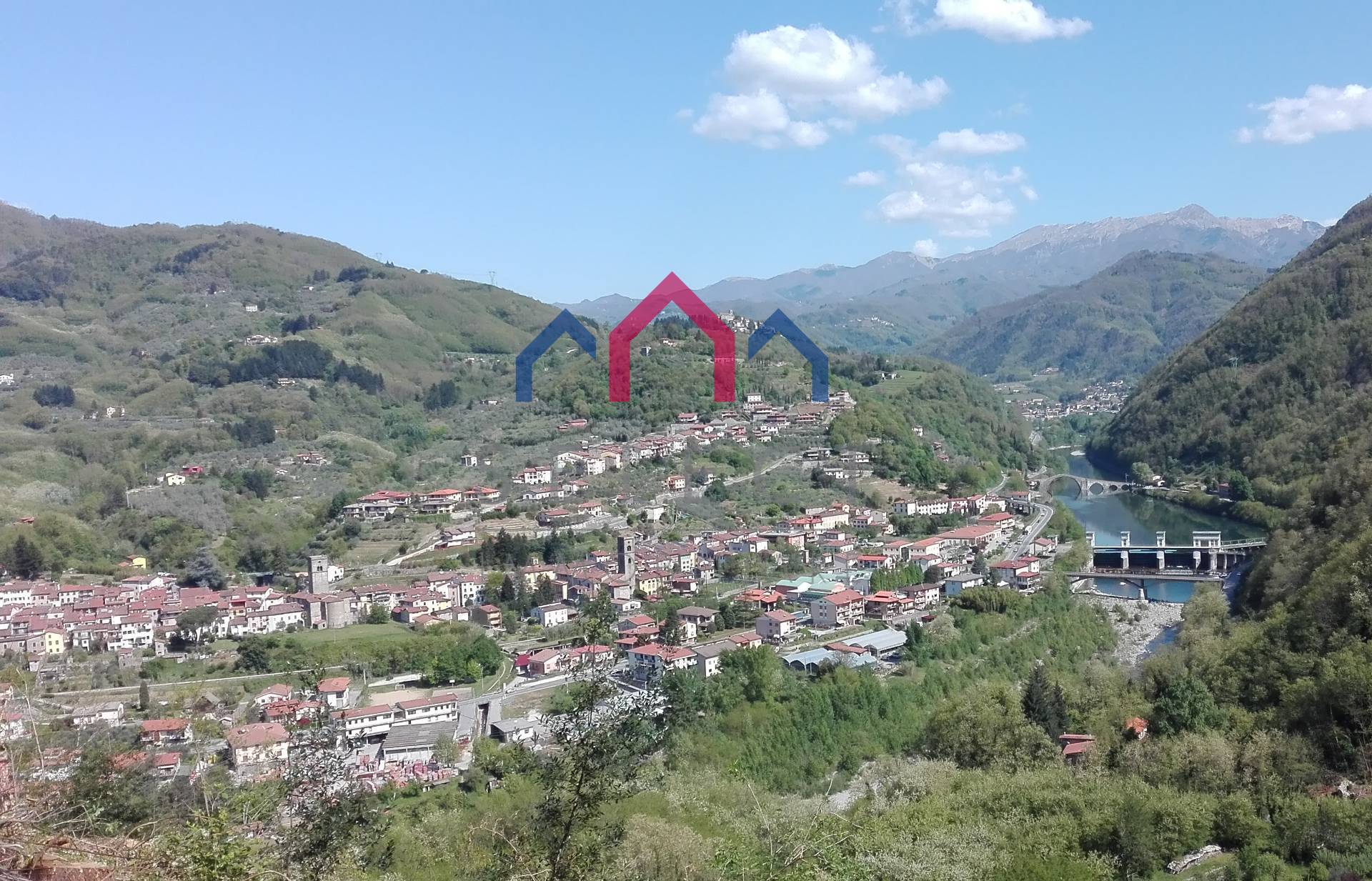 Terreno edificabile in vendita a Borgo a Mozzano