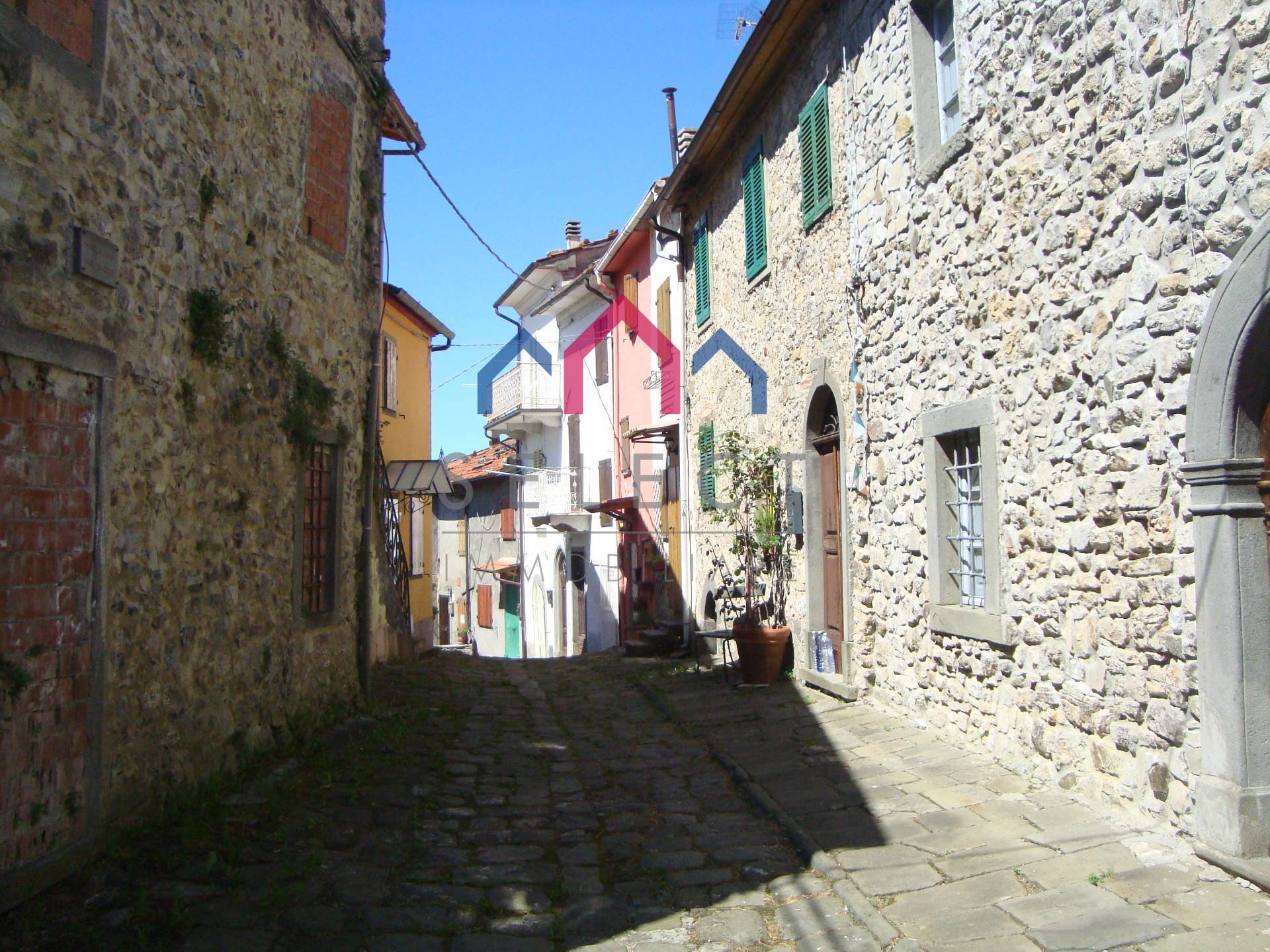 Terratetto in vendita a Bagni di Lucca, Vico Pancellorum