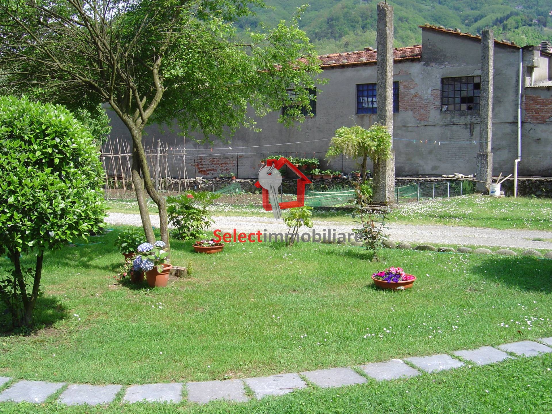 Terratetto in vendita a Borgo a Mozzano, Chifenti