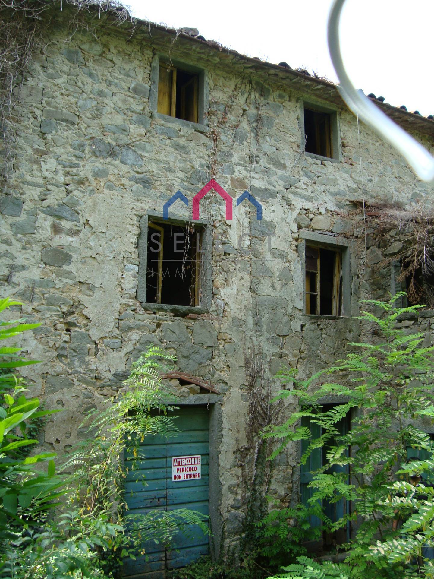 Rustico in vendita a Borgo a Mozzano, Corsagna