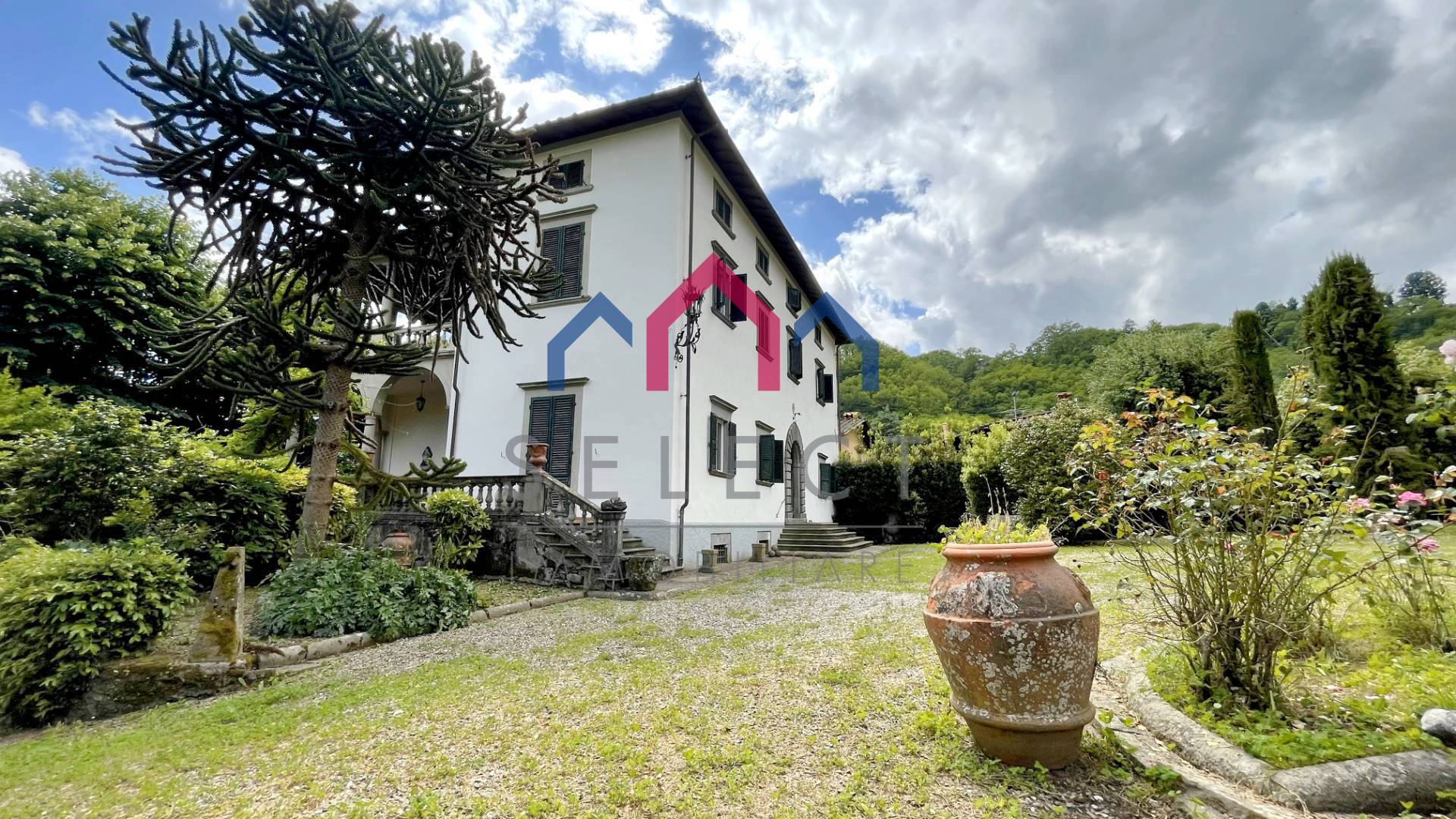 Villa in vendita a Bagni di Lucca