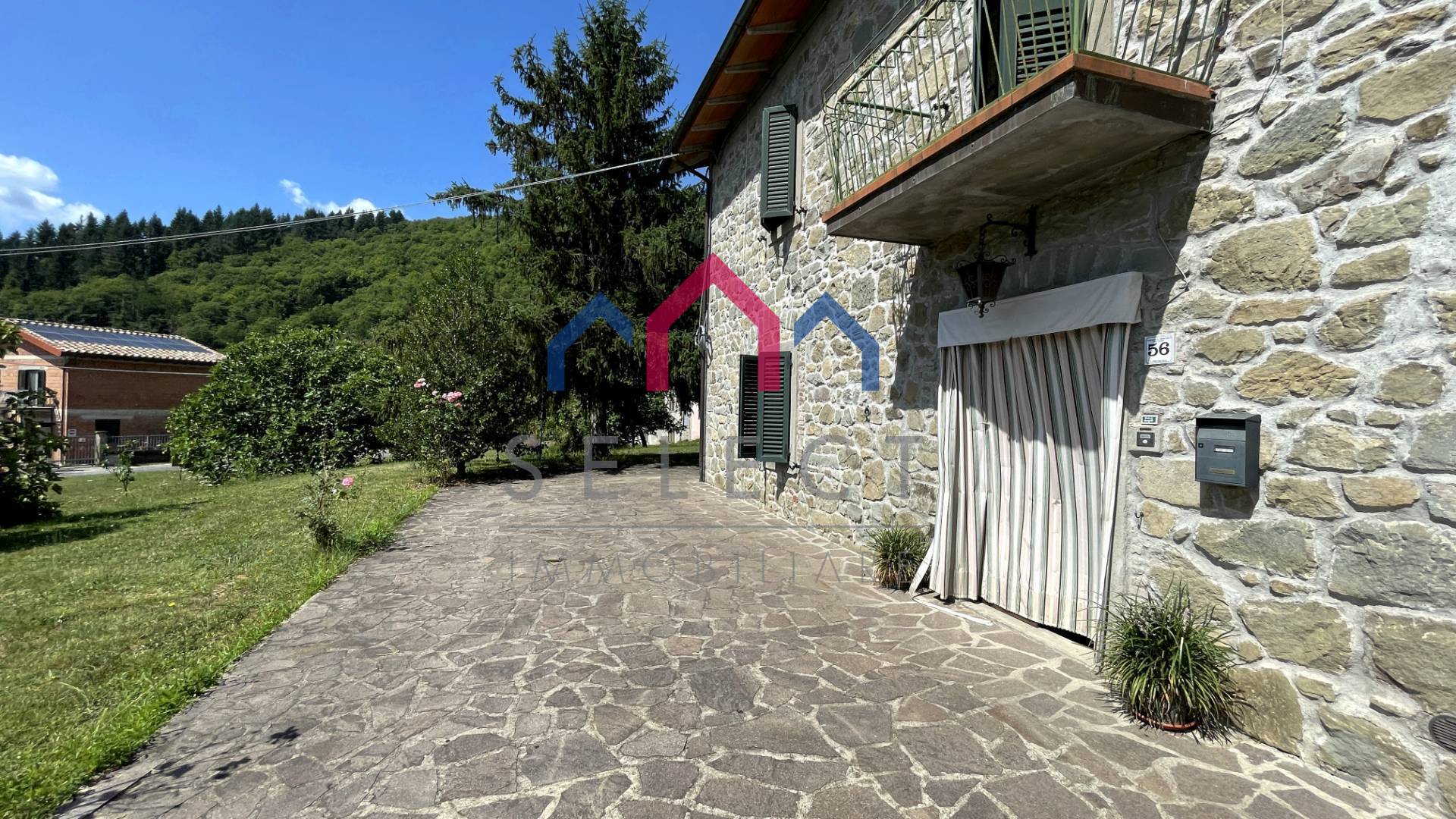 Rustico in vendita a Piazza al Serchio, Nicciano